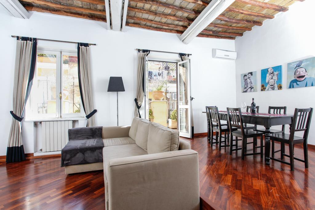 Pantheon Square Family Apartment Rome Exterior photo